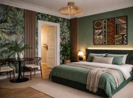 Greenbrook Homes - Jungle Suite, hotel di Aalborg