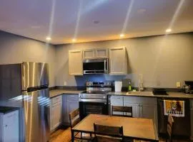 Cold Brook Lodge - 2 and 3 Bedroom Luxury Apartments