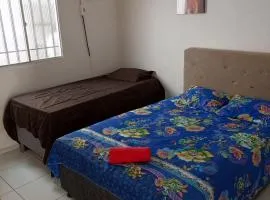 Casa mobiliada 2 Com 4 camas e 2 quartos com ar condicionado