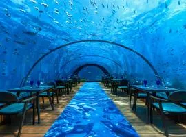 Hurawalhi Island Resort