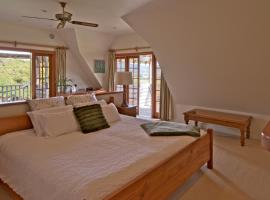 Mount St Paul Estate Great Barrier Island Lodge, Hotel in Medlands