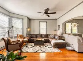 Jim Thorpe Center House - Families and Groups Welcome - Walkable