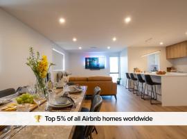 Brand New with Games Room Walking distance to shops，Prebbleton的飯店