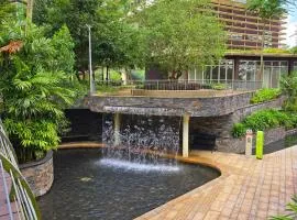 2BR at Afiniti 8PAX 3mins Walk to Legoland乐高乐园