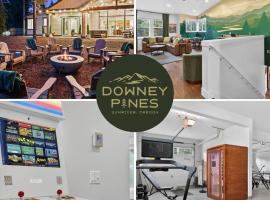 Luxury 5BR Mountain Escape~Mt Bachelor & Sunriver, hotel a Bend