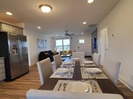 Cutie in Jeffersonville 20min from KY Expo