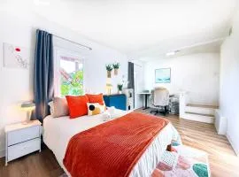 Private Berkeley Hills Studio Suite With Laundry