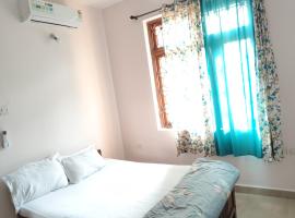 Rich nest apartments colva, hotelli kohteessa Colva