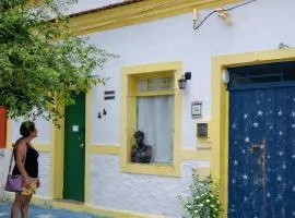 Pousada das Estrelas Localização Privilegiada no Centro de Conservatória Excelente Café da Manhã