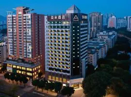 Atour Hotel -Fuzhou Taihe, East Gate Metro Station