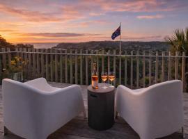 Oneroa Vines and Views- Stay Waiheke, hotel Blackpoolban