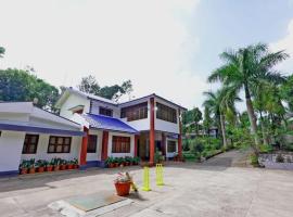 ESTATE ESCAPE - Mudigere Coffee Estate Retreat, хотел в Mudigere