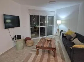 Tranquil Poleg Retreat by the Sea