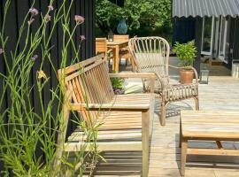 Cottage With Wilderness Bath Near Beach At Odden, hotell sihtkohas Yderby