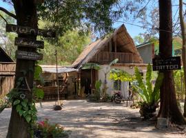 Uwak Gallery, Hotel in Zambales