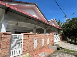Kota Puteri Homestay Musllim Only - Near to Bandar Tasik Puteri