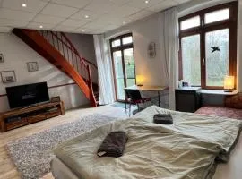 Troisdorf - City - EG - 50 QM- bis 4 Schlafplätze