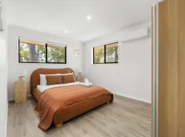 New 2BR GrannyFlat Near Movie World Wet'Wild Pool