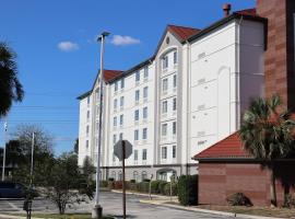 La Quinta Inn and Suites by Wyndham, Ocala, Hotel in Ocala