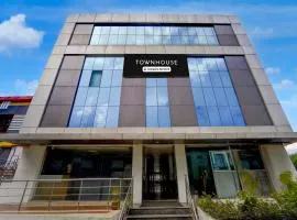 Townhouse Kodaikanal Hill Station Formerly Abirami Grand Inn