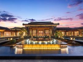 Wyndham Grand Tengchong Hot Spring, hotel i Tengchong