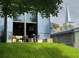 Lossipark Guest Apartments - Premium units in heart of Old Town, vis-à-vis Bishop's Castle