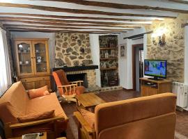 Casa Rural Vicenta, khách sạn ở Benizar