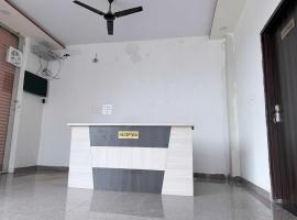 Hotel O Himmatgarh Palace, hotel v destinaci Chonp