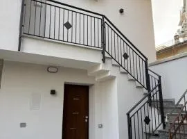 Casa Maia new apartment in a villa M1 rossa Sesto I Maggio Sesto Rondò