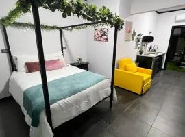 Cozy 1-Bedroom Apartment in Central Alajuela