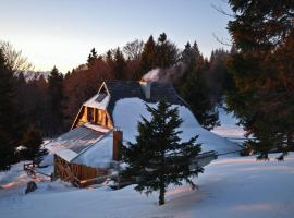 Holiday cottage Pod Smreko, Hotel in Cerklje na Gorenjskem