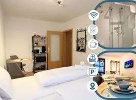 Modern DesignApartment Forest und Spa Retreat