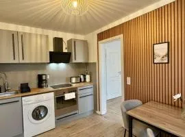 Modern apartment 2 for fitters with parking space in Lampertheim