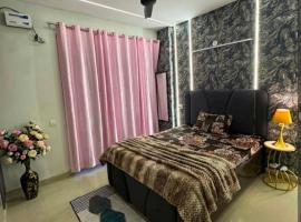 kamla lodge, hotel v destinaci Vrindavan