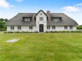 Carolinen Hof 2