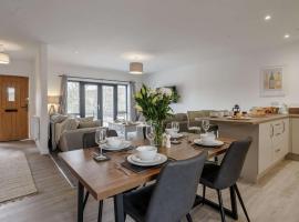 2 Bed in Usk- oc-82392, hotel din Trostrey