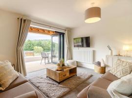 2 Bed in Usk- oc-87948, hotel din Trostrey