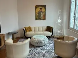 Beautiful 2 bedroom apartment - prime location