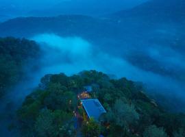 Eterno Camellia & Elettaria Resort with Pool, Hotel in Munnar