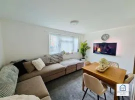 South Liverpool Stylish Stay Near Woolton & Gateacre