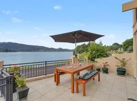 Waterfront Bliss - Tairua Holiday Home