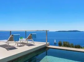 VILLA ODISSOS - Private Paradise with 2 infinity pools & Sea access