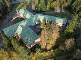 Matkailu- ja hyvinvointikeskus Lepola, hotel a Kuhmalahti