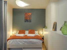 Le Rempart, Appartement Proche Lyon & Villefranche, Hotel in Anse