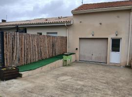 Petit bien, viešbutis mieste Marcillac