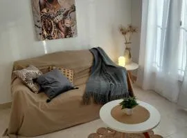 Hermoso y confortable en planta baja a la calle