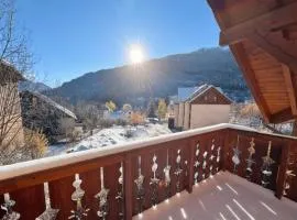 Charming and bright cottage in Briançon