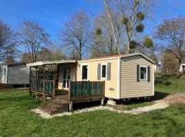 Mobil-home 4-6 personnes Camping de Bairon 08 en bord de lac