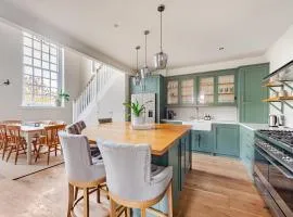 Stylish Stay with All You Need, The Old Grammar School