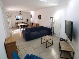 Bright house with terrace and garden in Caen